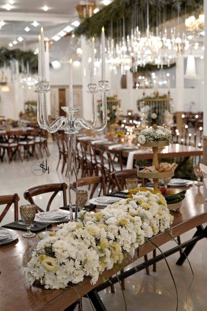 چیدمان و شمع دان - تالار عروسی